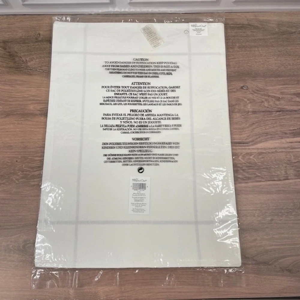 Pampered Chef White & Cranberry Window Pane Placemat Napkin Set of‎ 4 NIP